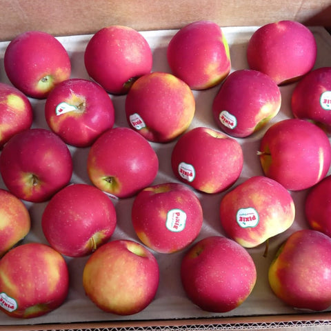 Organic Fruits Red Apple France Pixie
